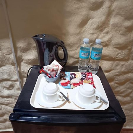 Midnite Inn Panglao Luaran gambar