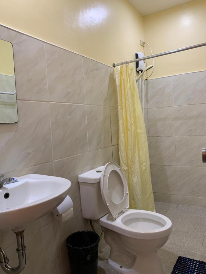 Midnite Inn Panglao Luaran gambar