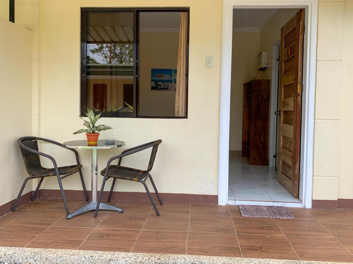 Midnite Inn Panglao Luaran gambar