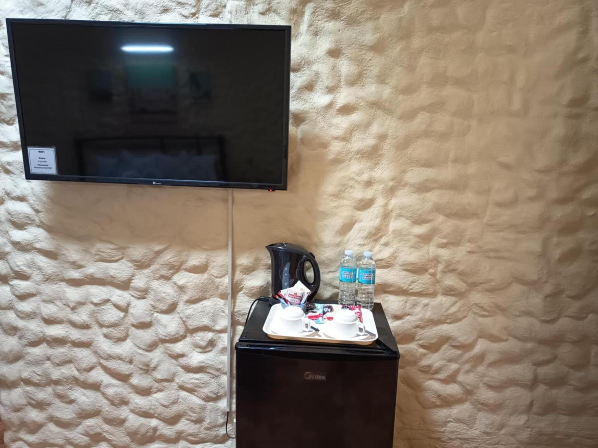 Midnite Inn Panglao Luaran gambar