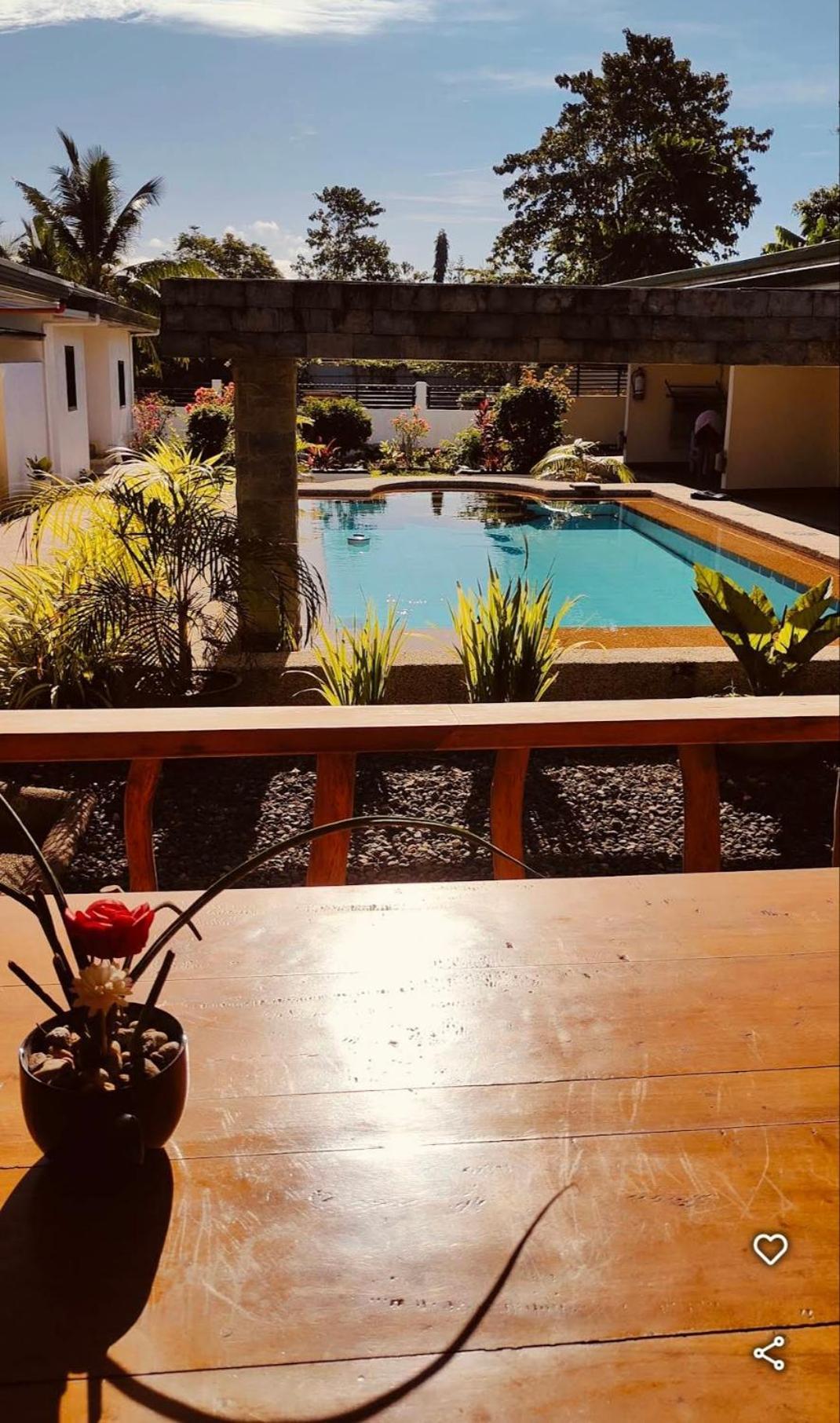 Midnite Inn Panglao Luaran gambar
